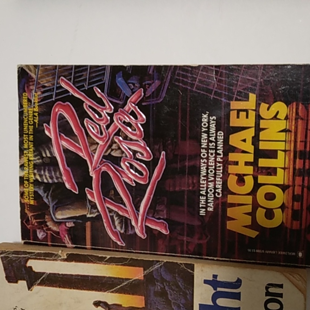 Bundle Books - Picture 4 of 7